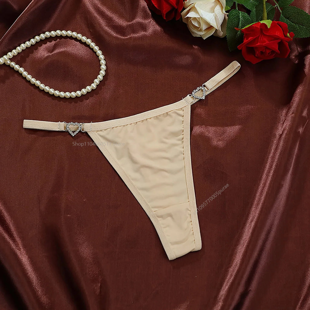 String sexy taille basse