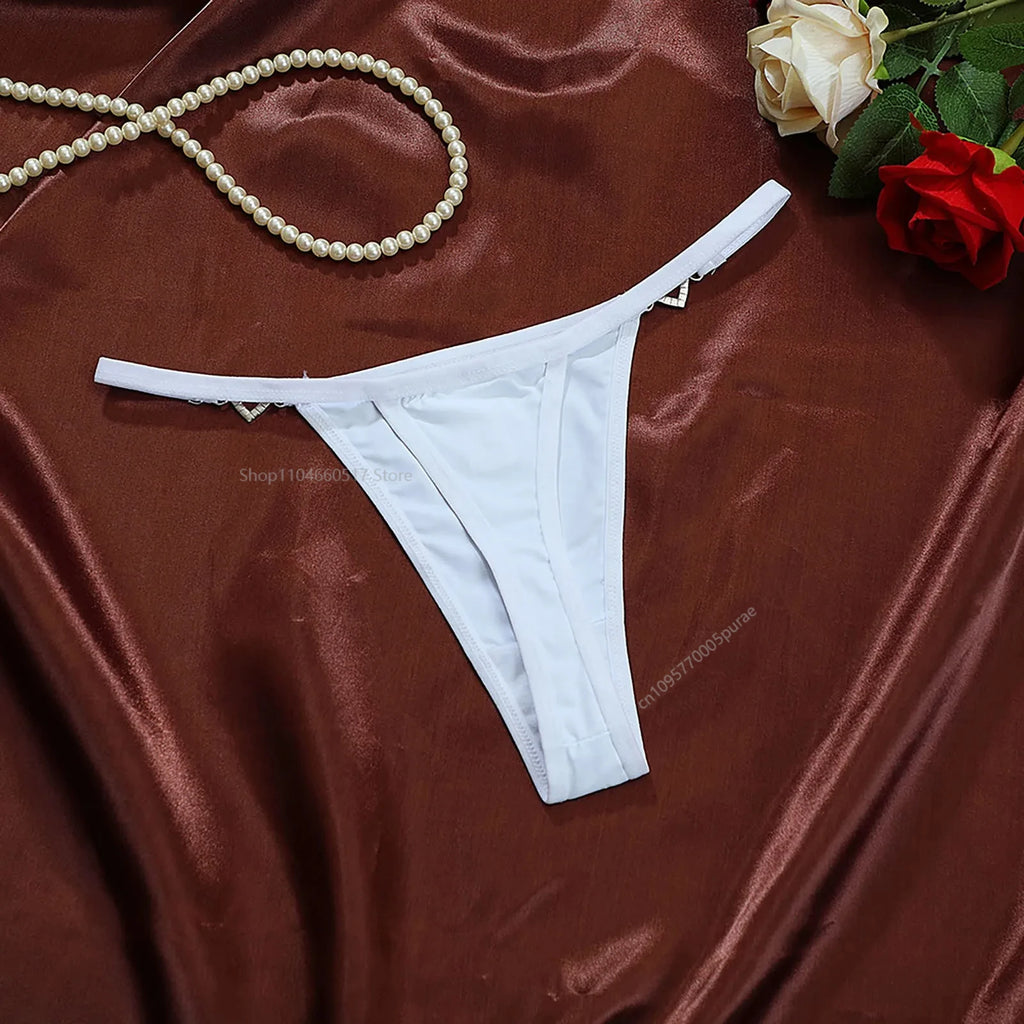 String sexy taille basse